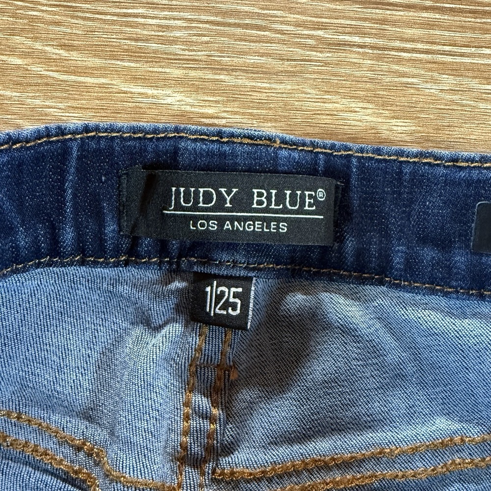 Judy Blue Women's Pull On Skinny Jeans Size 1/25 Stretch Mid Rise Blue Denim - Picture 2 of 11